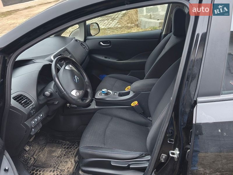 Хэтчбек Nissan Leaf 2014 в Ивано-Франковске