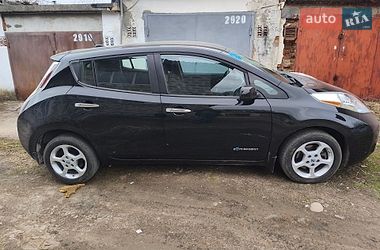 Хэтчбек Nissan Leaf 2014 в Ивано-Франковске