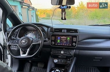 Хетчбек Nissan Leaf 2020 в Кам'янець-Подільському