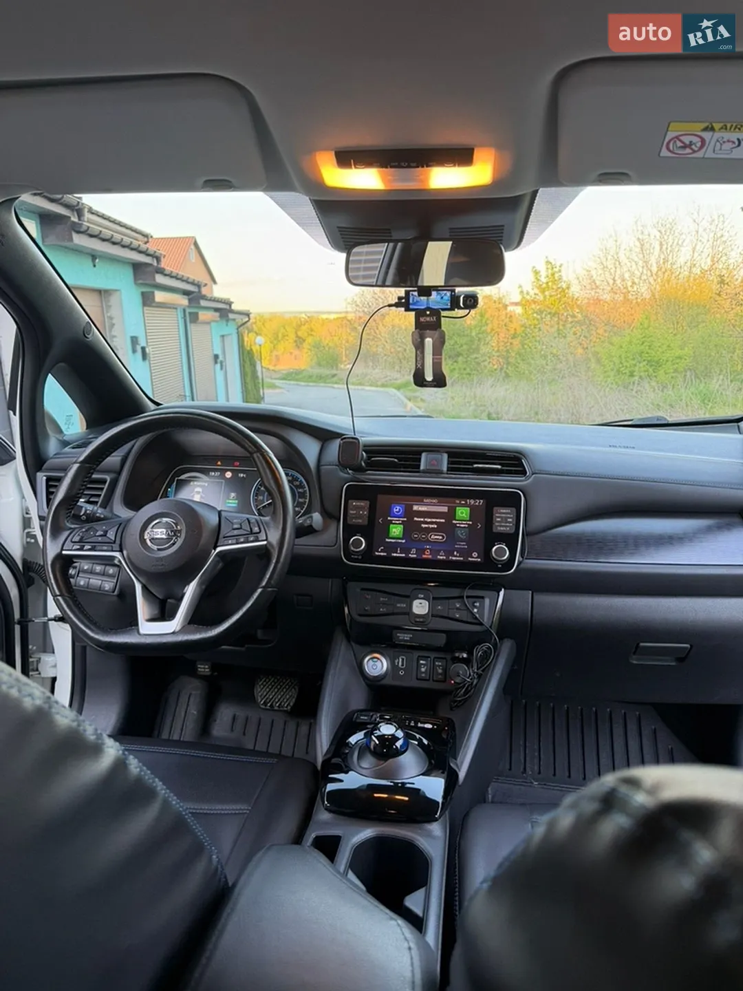 2020 Nissan Leaf - мініатюра 10