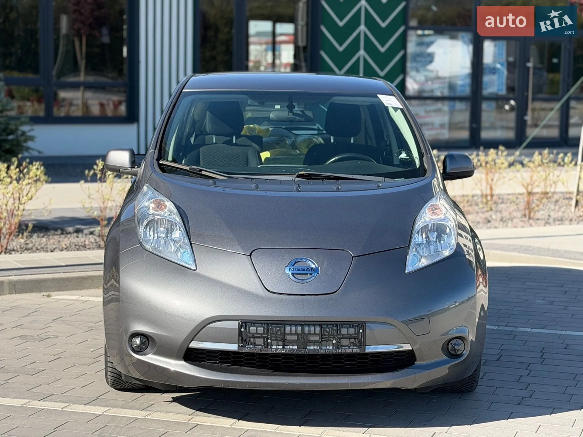 2015 Nissan Leaf - мініатюра 2
