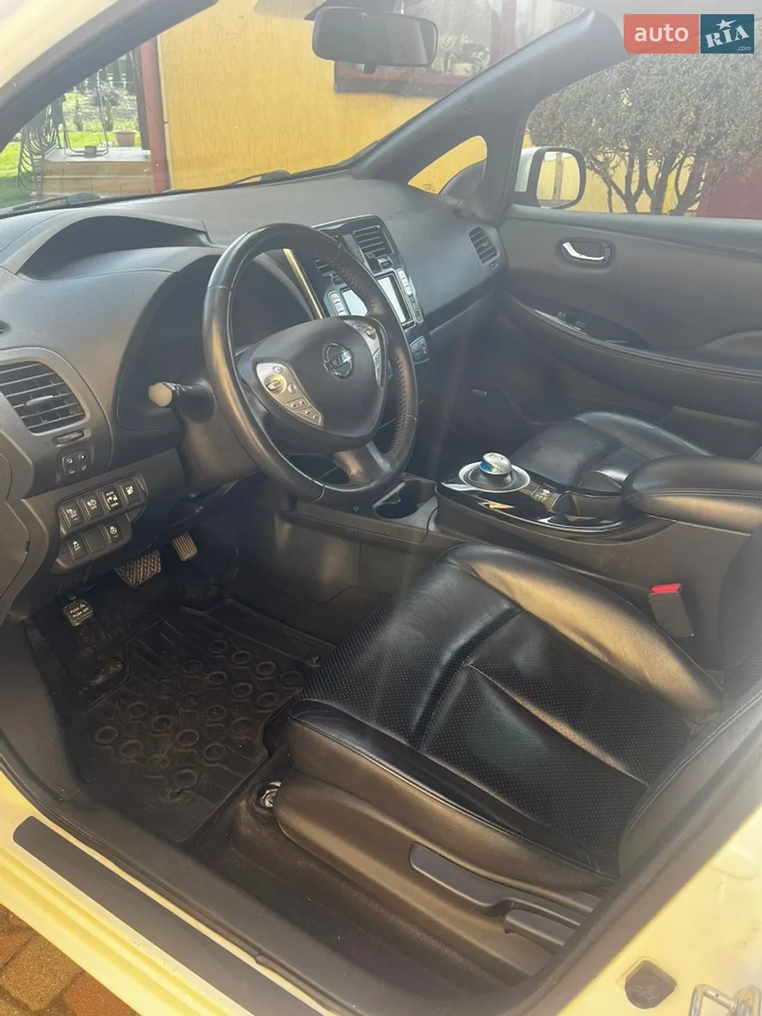 2014 Nissan Leaf - мініатюра 11