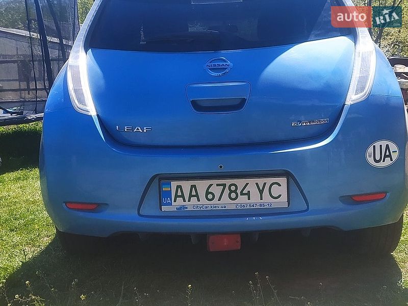 Хетчбек Nissan Leaf 2013 в Києві