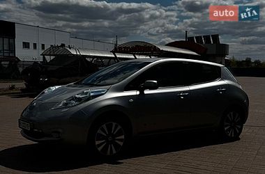 Хетчбек Nissan Leaf 2014 в Полтаві