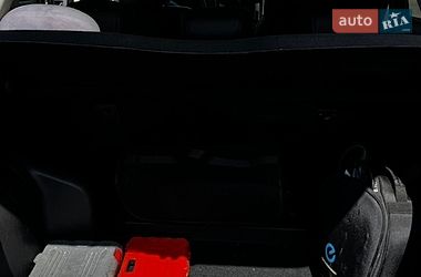 Хетчбек Nissan Leaf 2014 в Полтаві