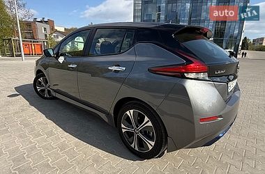 Хэтчбек Nissan Leaf 2022 в Ровно