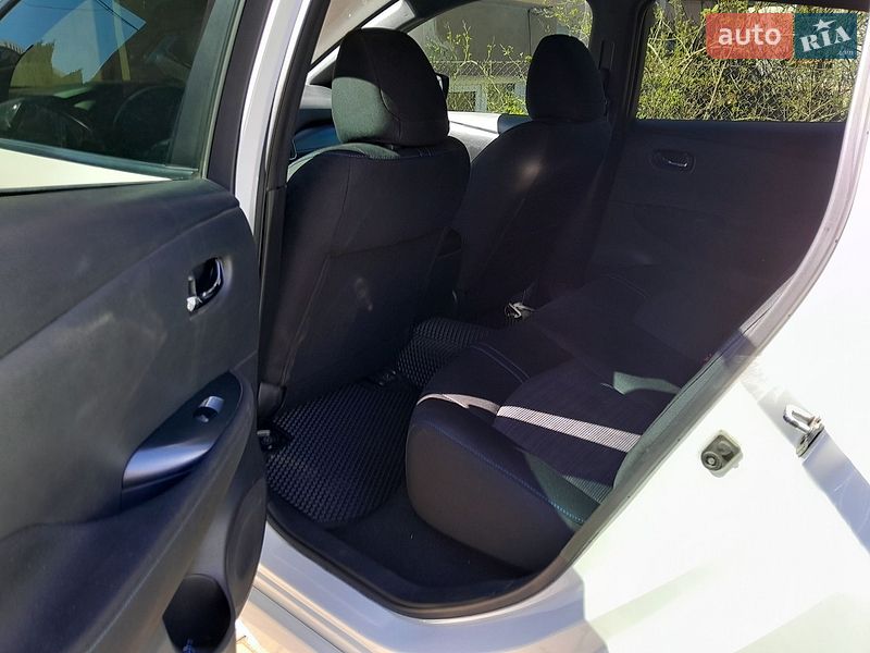Хэтчбек Nissan Leaf 2019 в Черновцах