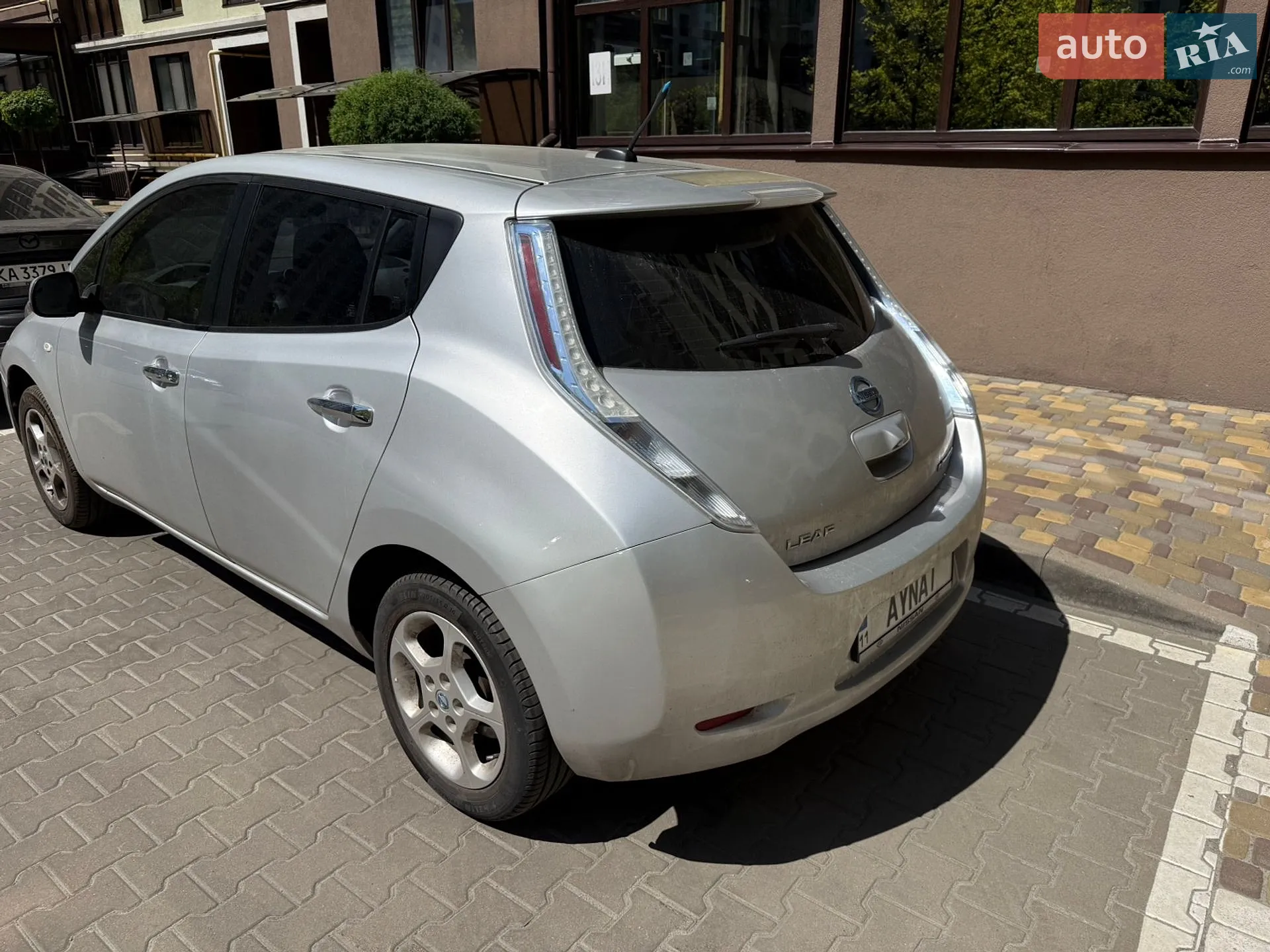 2011 Nissan Leaf - мініатюра 4