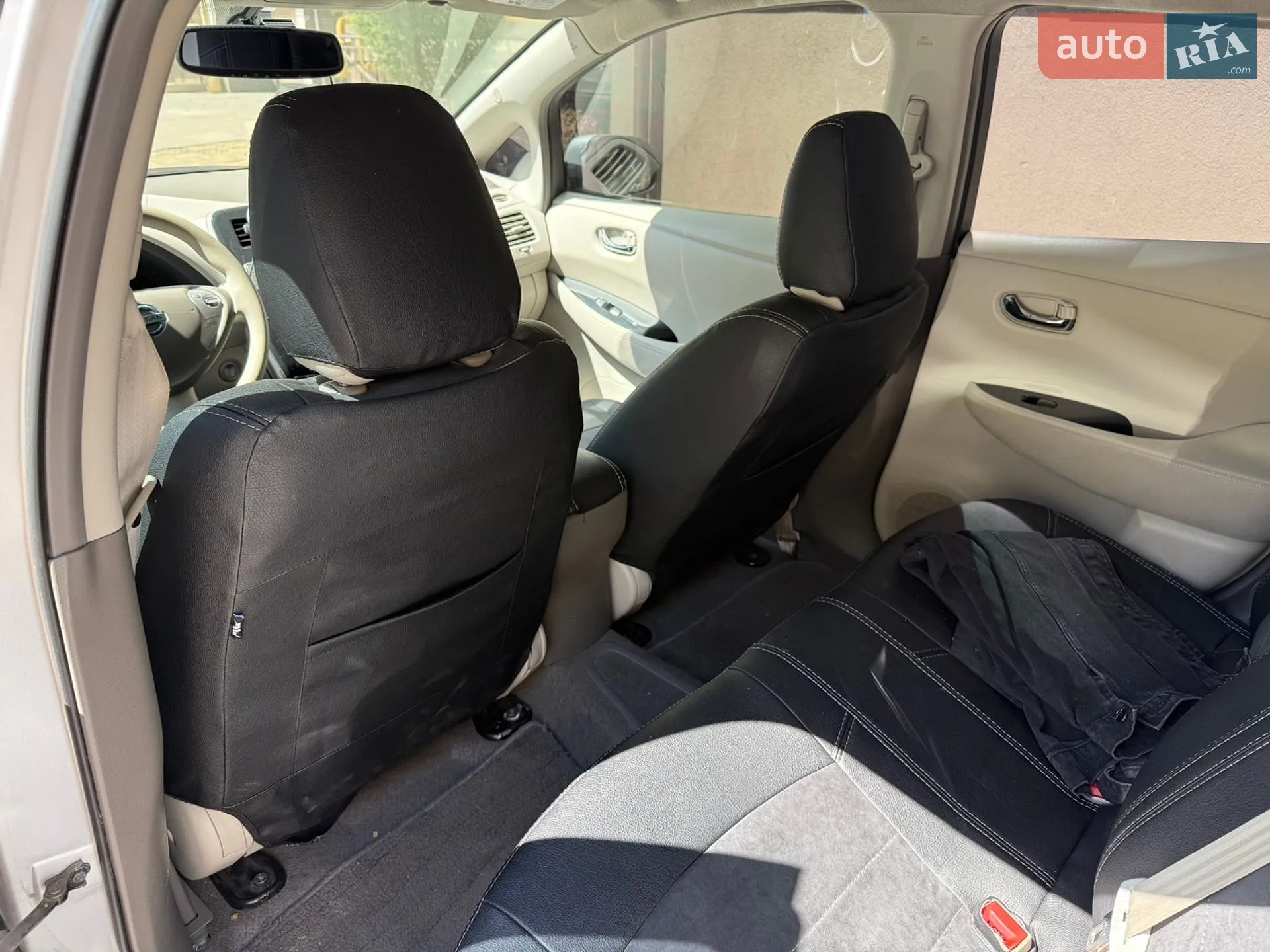2011 Nissan Leaf - мініатюра 16