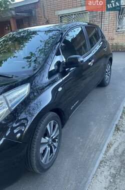 Хэтчбек Nissan Leaf 2014 в Днепре