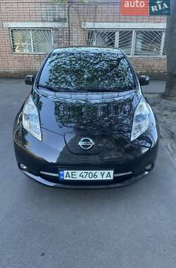 Хэтчбек Nissan Leaf 2014 в Днепре