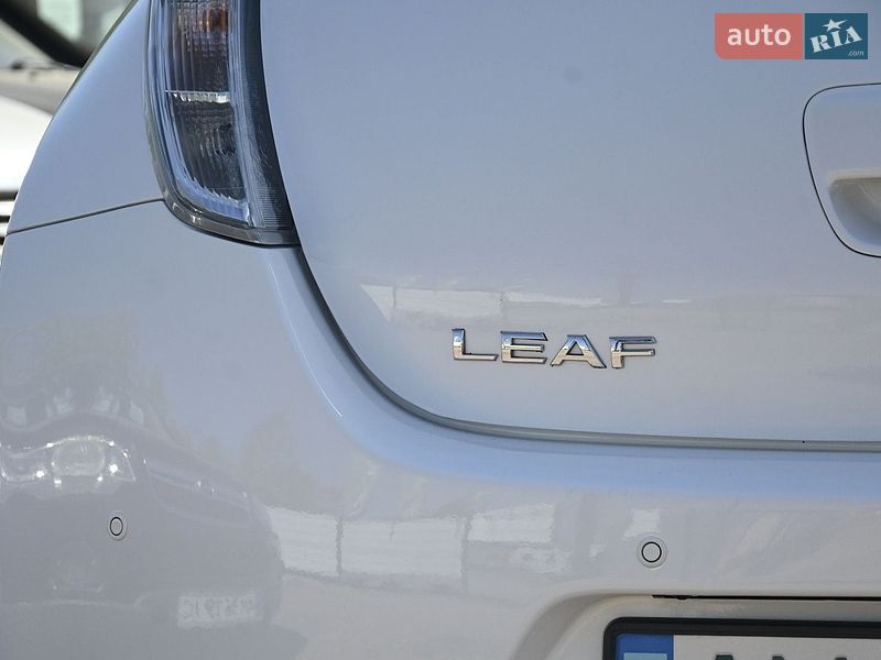 Хэтчбек Nissan Leaf 2016 в Бердичеве