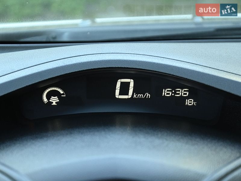 Хэтчбек Nissan Leaf 2016 в Бердичеве
