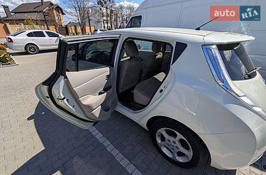 Хэтчбек Nissan Leaf 2012 в Виннице