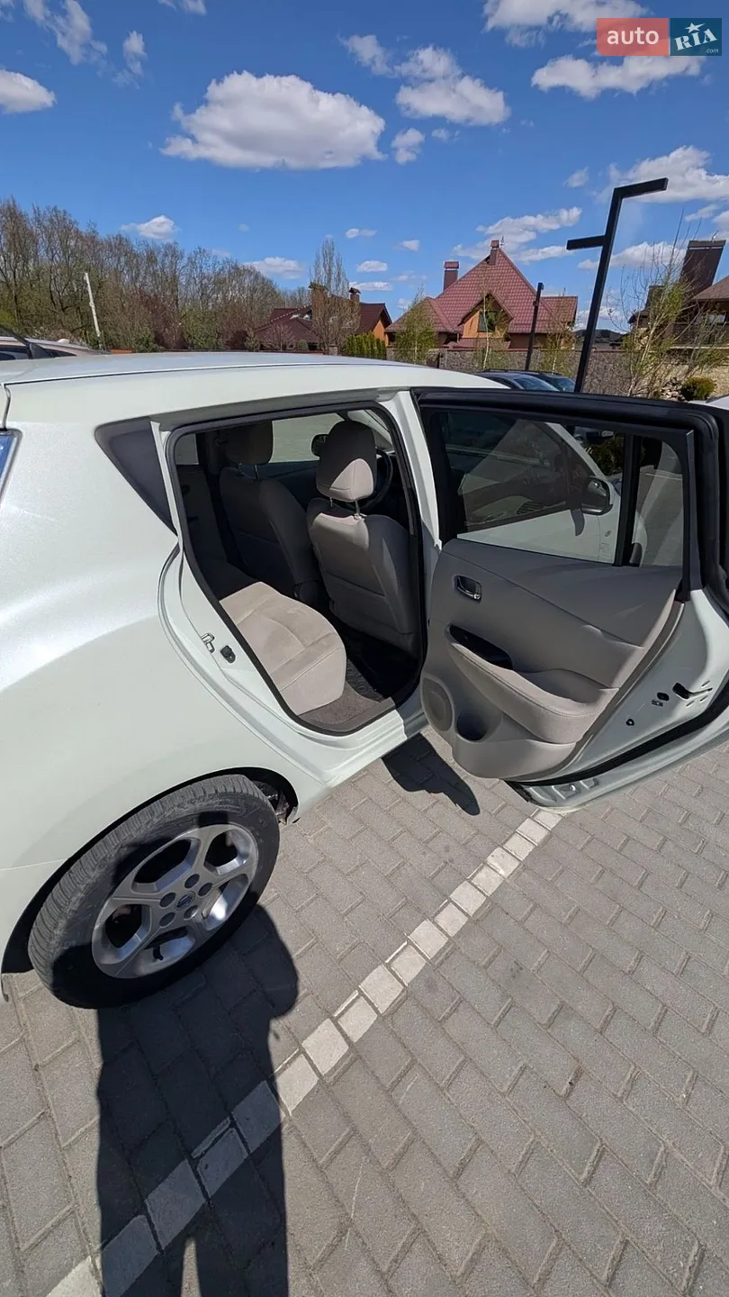 2012 Nissan Leaf - мініатюра 8