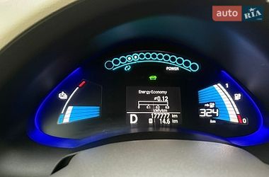 Хэтчбек Nissan Leaf 2012 в Хмельницком