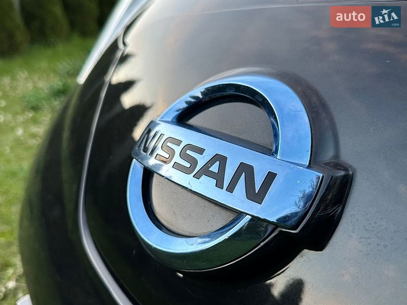 Хэтчбек Nissan Leaf 2016 в Днепре