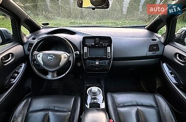 Хэтчбек Nissan Leaf 2016 в Днепре
