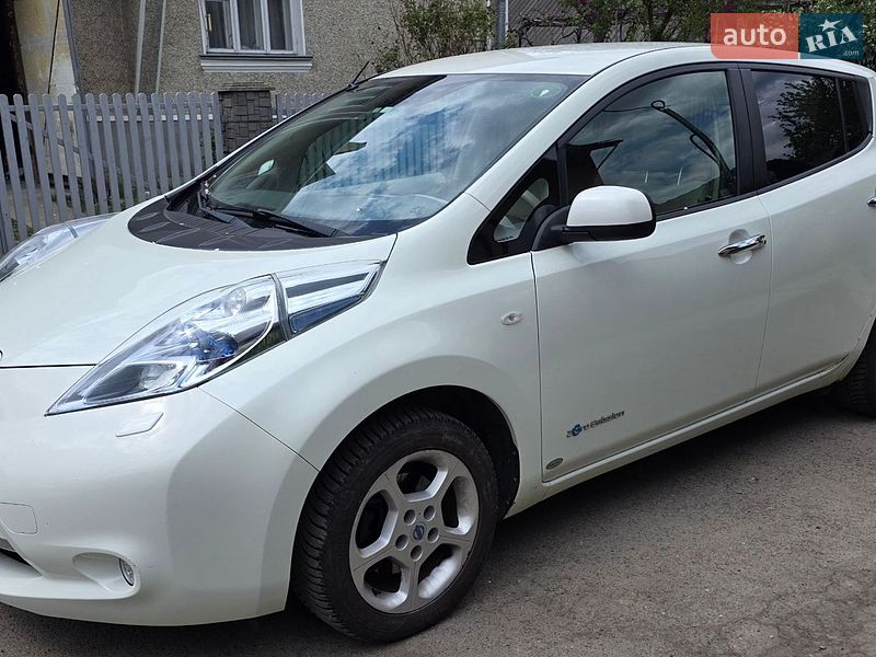 Nissan Leaf 2011