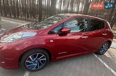 Хэтчбек Nissan Leaf 2016 в Киеве