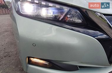 Хетчбек Nissan Leaf 2018 в Луцьку