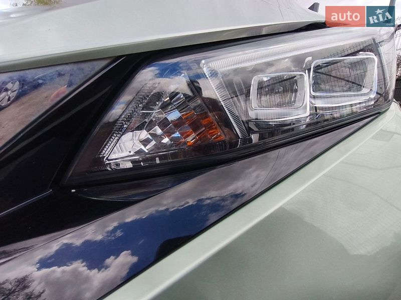 Хетчбек Nissan Leaf 2018 в Луцьку