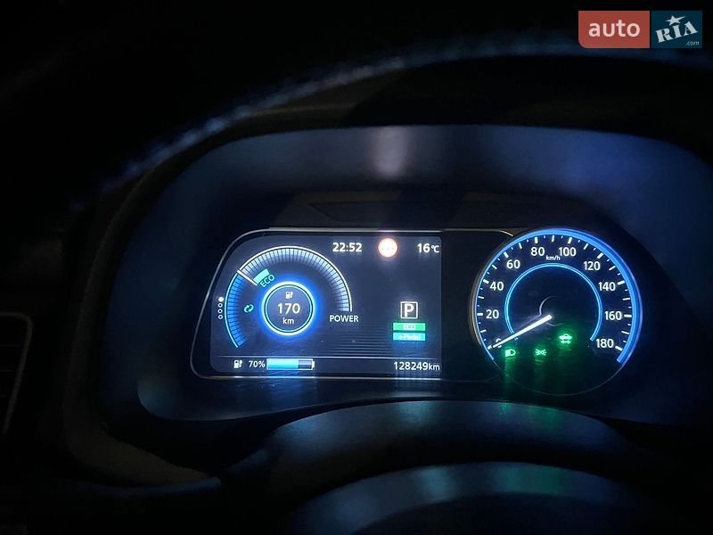Хетчбек Nissan Leaf 2018 в Львові