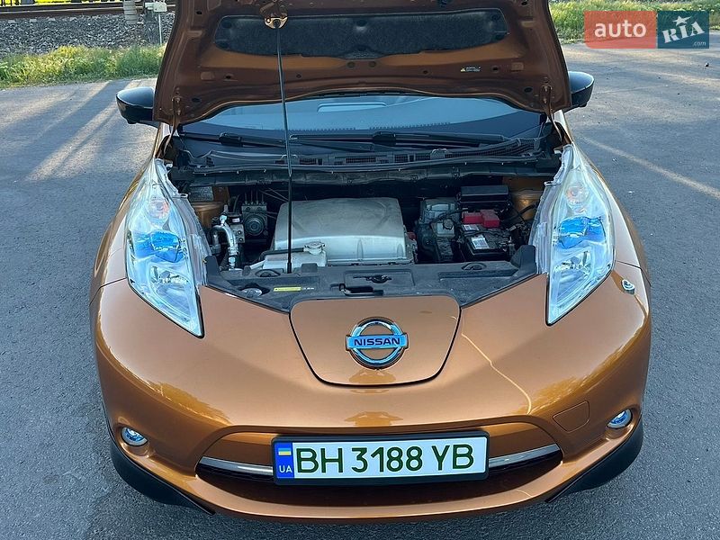 Хэтчбек Nissan Leaf 2016 в Одессе фото 24 Хэтчбек Nissan Leaf 2016 в Одессе