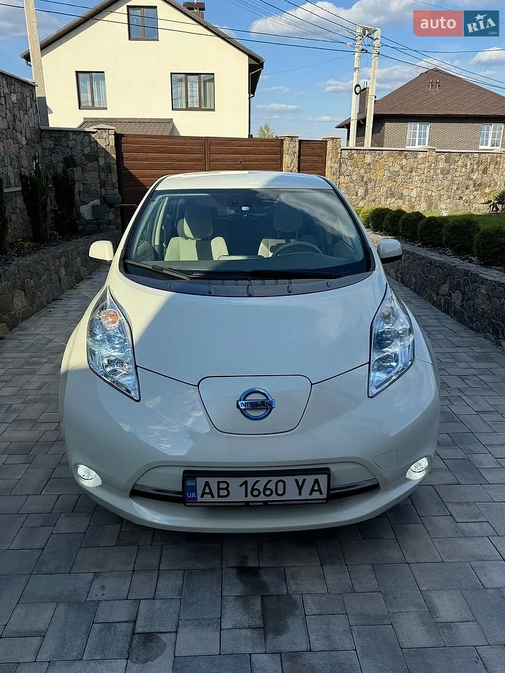 2012 Nissan Leaf - мініатюра 27