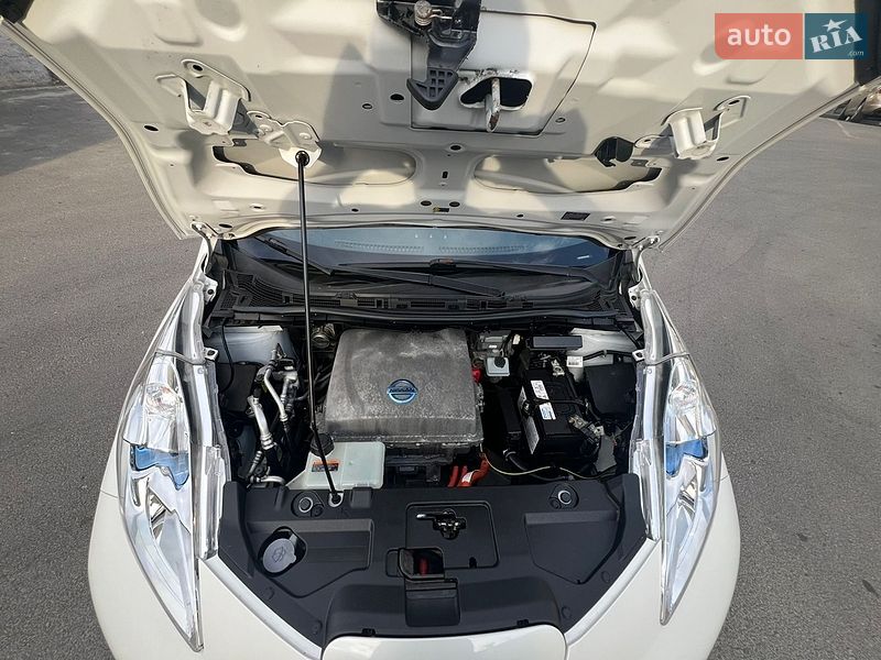 Хэтчбек Nissan Leaf 2014 в Ужгороде фото 61 Хэтчбек Nissan Leaf 2014 в Ужгороде