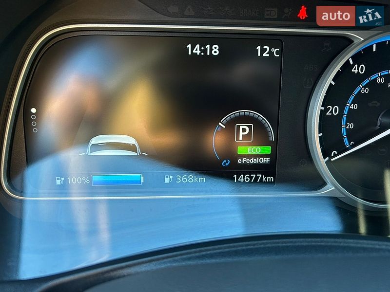 Хэтчбек Nissan Leaf 2023 в Ровно