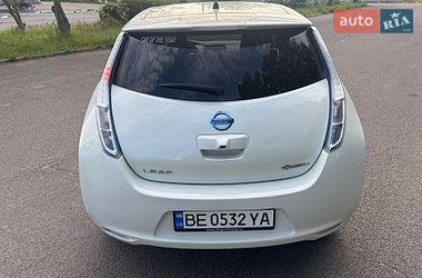 Хэтчбек Nissan Leaf 2012 в Южноукраинске