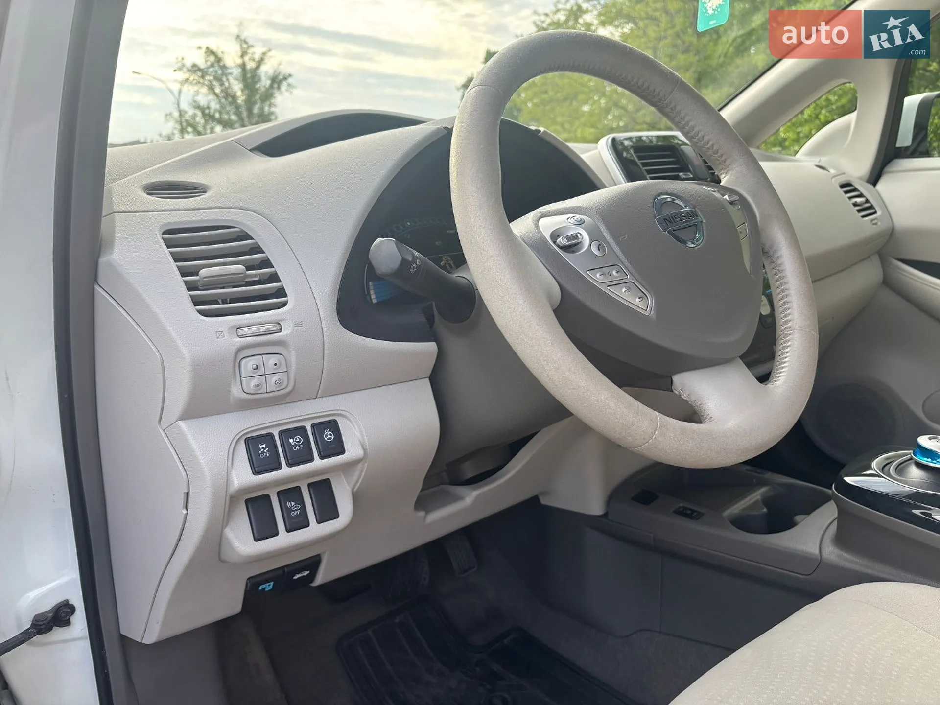 2012 Nissan Leaf - мініатюра 16