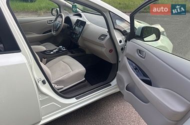 Хэтчбек Nissan Leaf 2012 в Южноукраинске