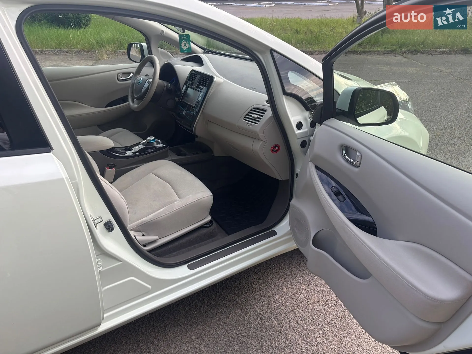 2012 Nissan Leaf - мініатюра 21