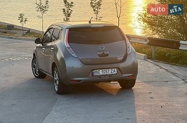 Хэтчбек Nissan Leaf 2014 в Николаеве