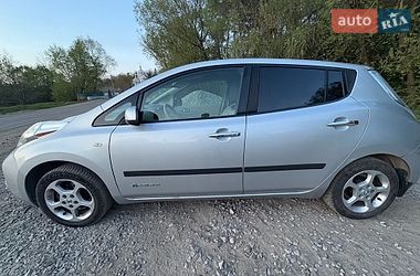 Хэтчбек Nissan Leaf 2012 в Ивано-Франковске