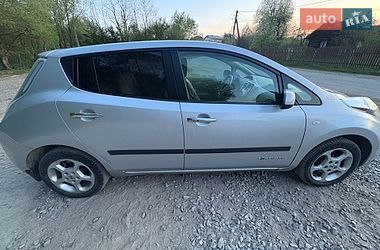 Хэтчбек Nissan Leaf 2012 в Ивано-Франковске