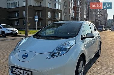 Хетчбек Nissan Leaf 2011 в Львові