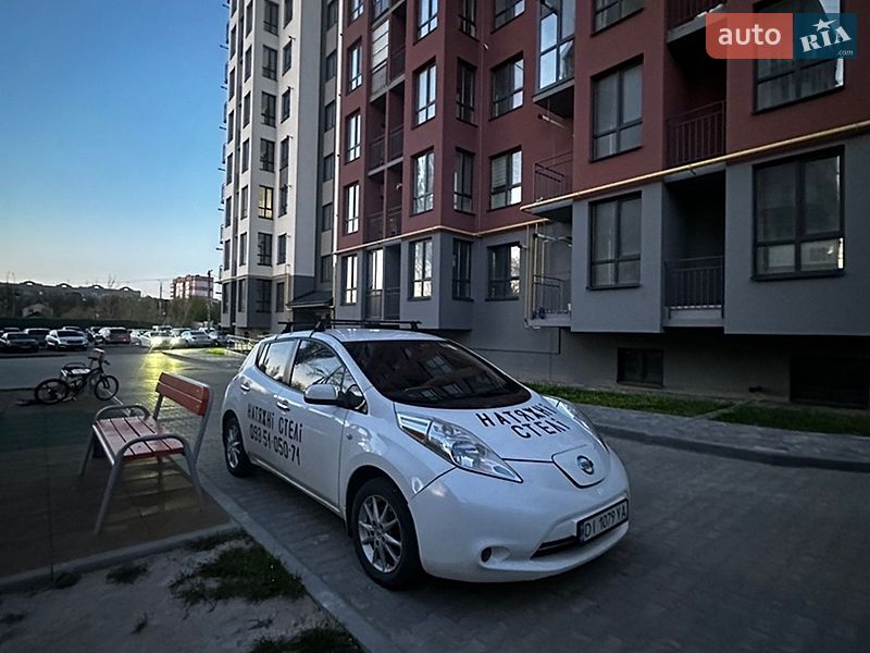 Nissan Leaf 2014