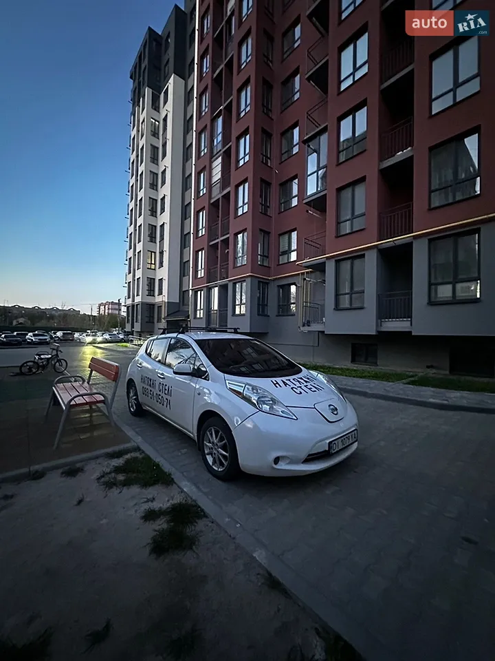 2014 Nissan Leaf - мініатюра 8