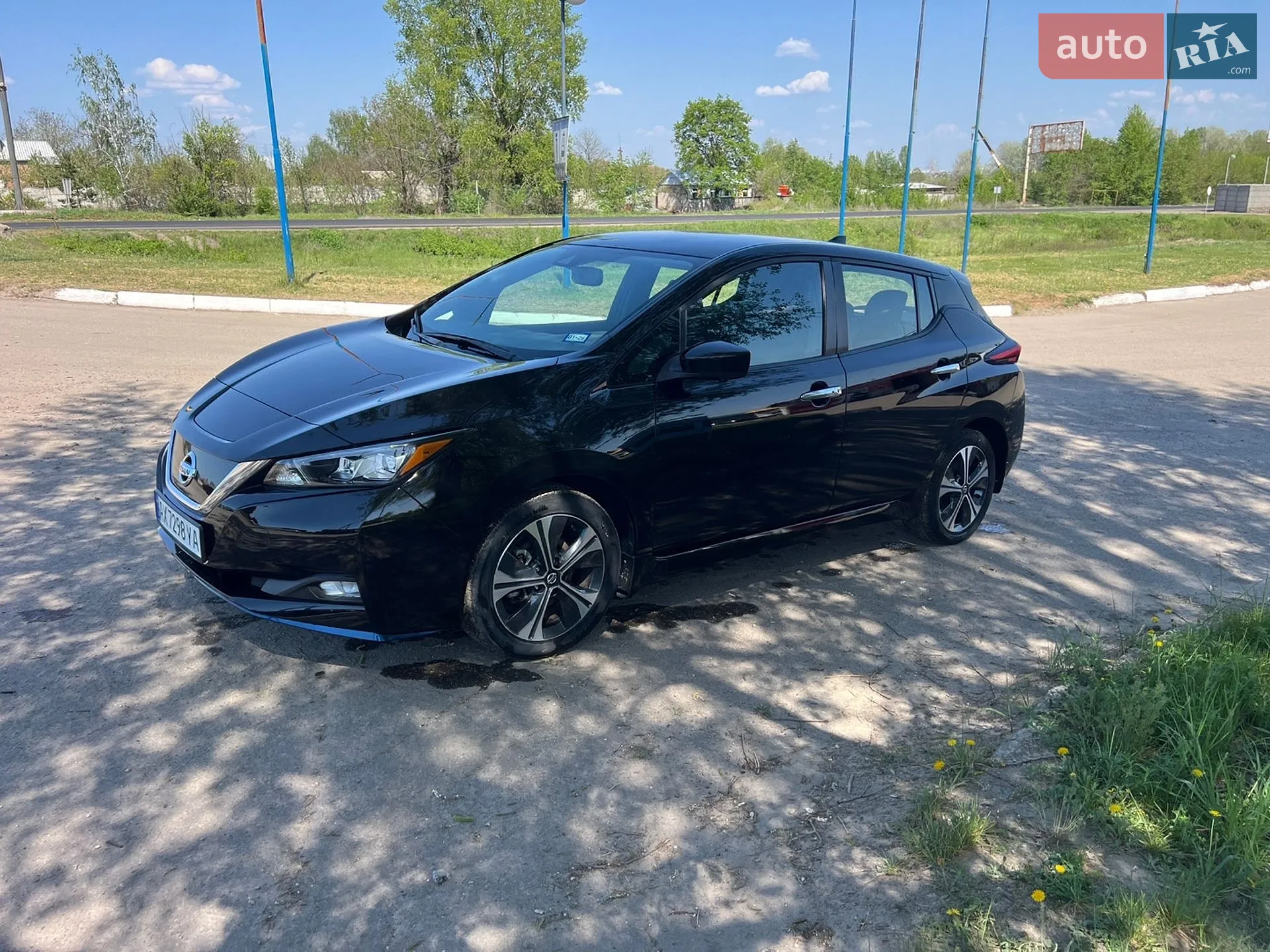2022 Nissan Leaf - мініатюра 2