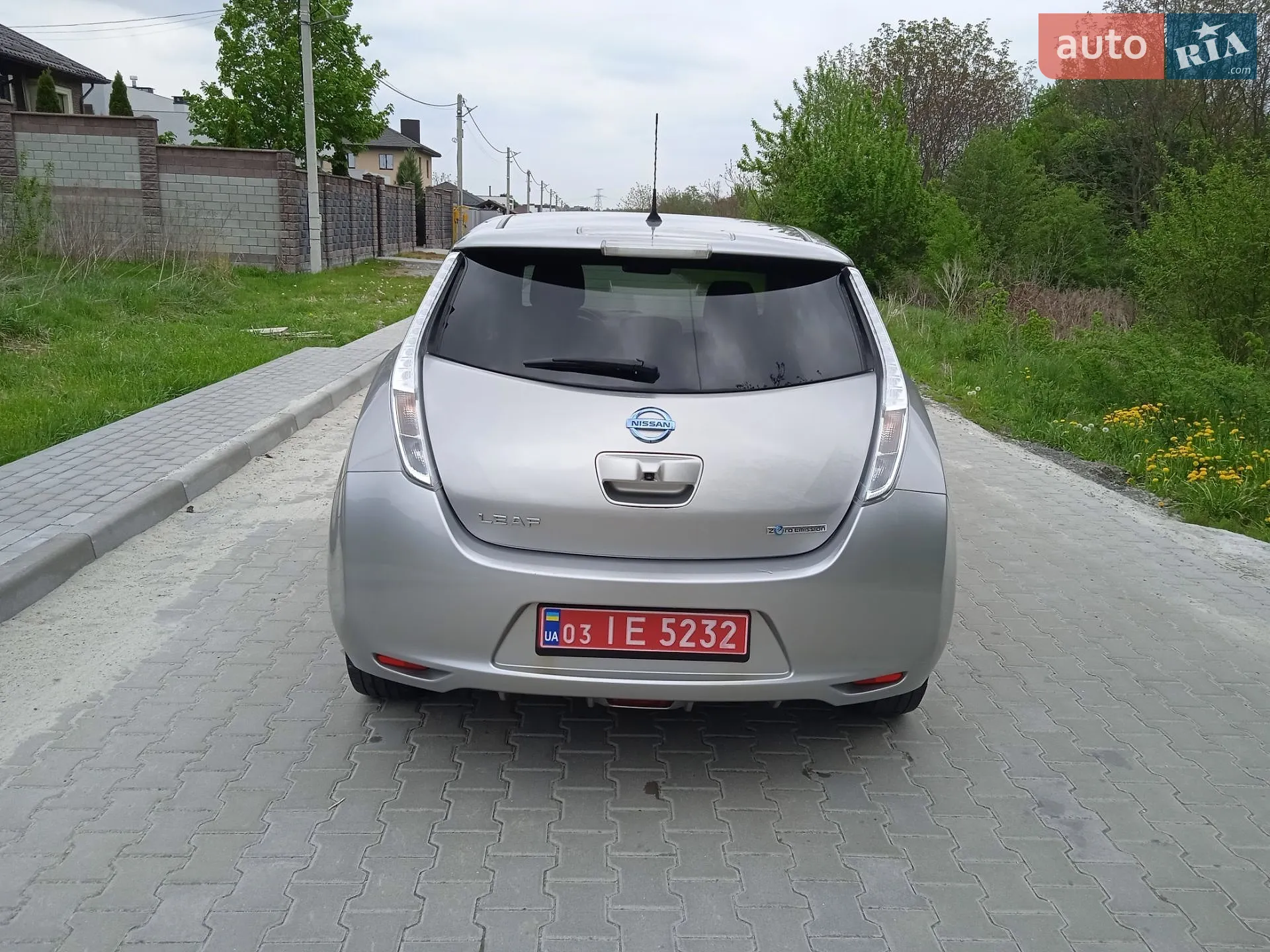 2017 Nissan Leaf - мініатюра 25
