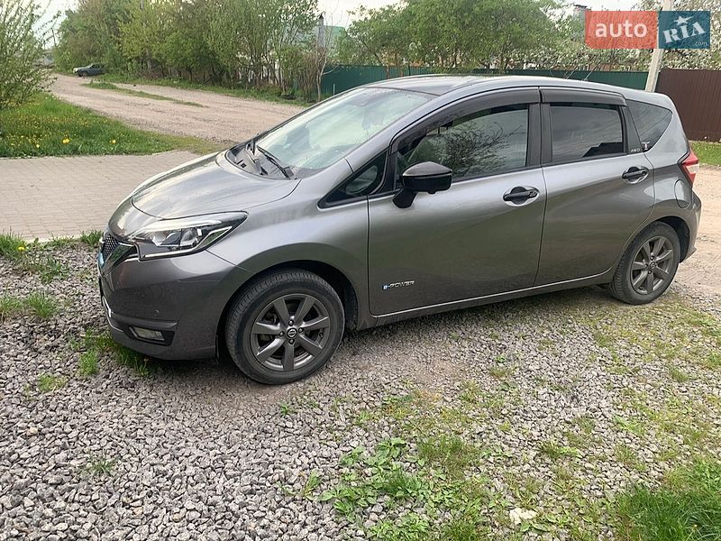 Nissan Leaf 2020