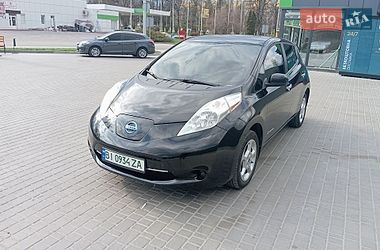Хетчбек Nissan Leaf 2015 в Кропивницькому