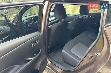 Хэтчбек Nissan Leaf 2018 в Черновцах