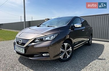 Хетчбек Nissan Leaf 2018 в Києві