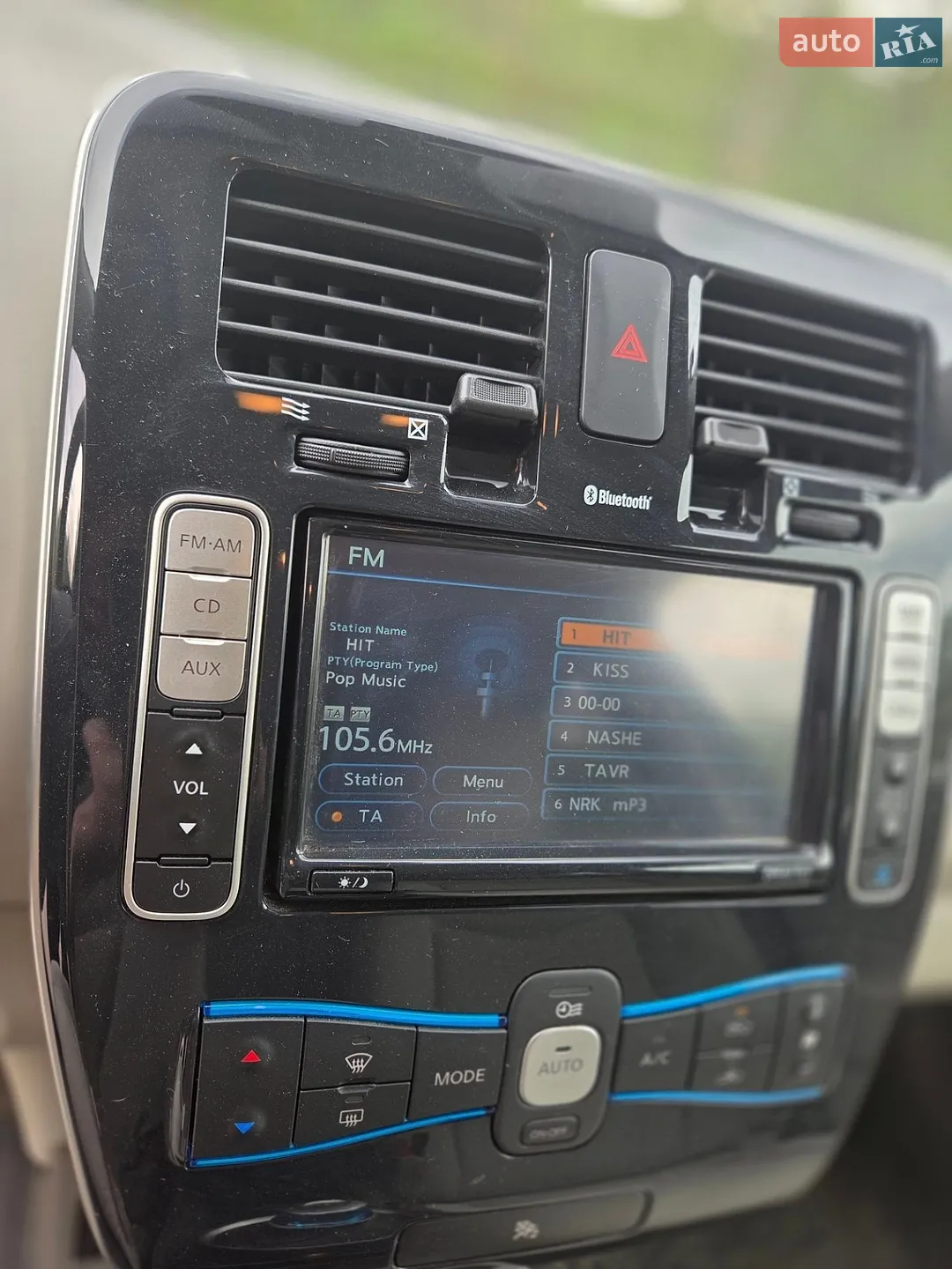 2012 Nissan Leaf - мініатюра 23