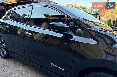 Хэтчбек Nissan Leaf 2019 в Львове