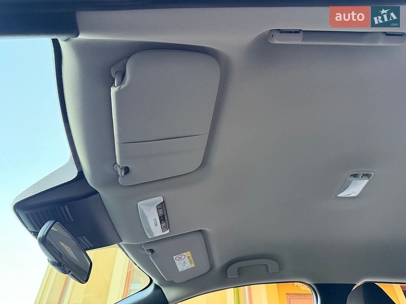 Хэтчбек Nissan Leaf 2019 в Львове